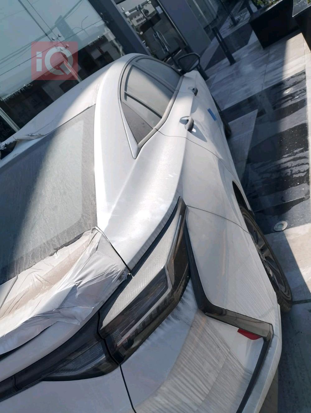 دۆنگ فینگ شاین